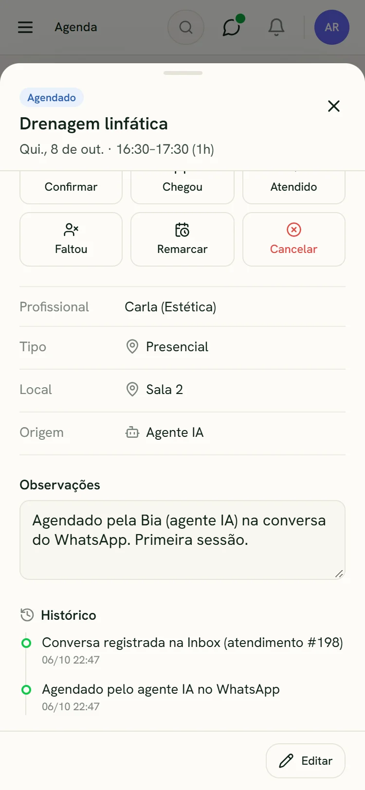 Agenda do Ezzy no celular com o detalhe de um agendamento criado pelo agente de IA (dados de demonstração)